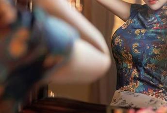 秀人网 – 尤Una娜的短裤照片半自动提醒：夏天了，磨磨蹭蹭是不行的，快愁死我了！