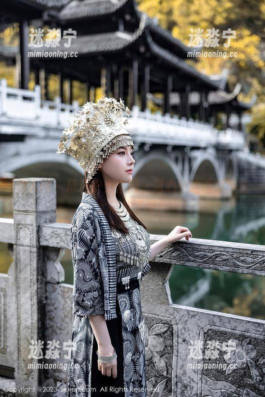 秀人网-温心怡 秀人网 - 精选护士套图,温心怡这造型,也太带感了吧!