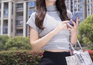 秀人网 – 米妮大萌萌写真集里的黑丝资源，你确定你本科的专业选得对？