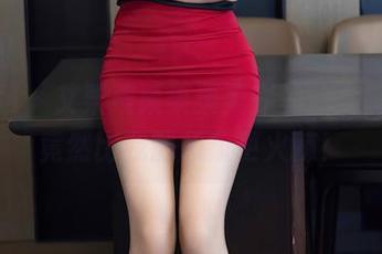 秀人网 – 艾栗栗栗栗栗栗吖的修女图包，竟然比我的想象更火辣！