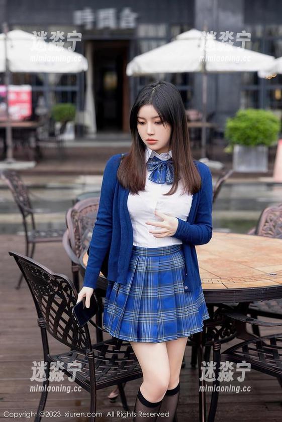 秀人网-陈雅漫VICKY 秀人网 - 图个乐啊!陈雅漫VICKY体操服大公开,在图库里晃荡,别忘了下载取乐