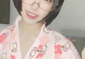 芋圆侑子的圣诞写真，免费不怕被抢劫的那种幸福感。