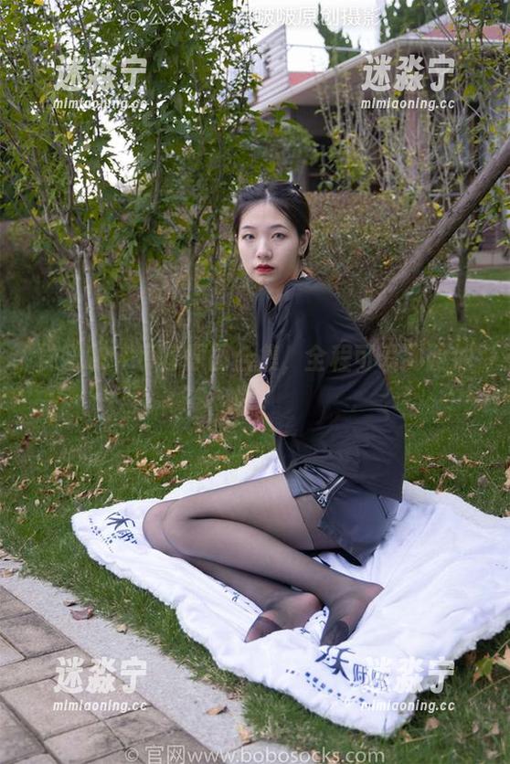 袜啵啵-小淳 袜啵啵 - 小淳原图合集,全程可爱到脸抽筋。