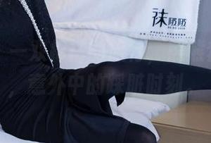袜啵啵 – 一双棉袜的旅行，熊熊套图合集，意外中的踩脏时刻。