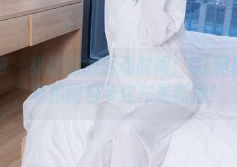 袜啵啵 – 甜甜圈的活动时间：OL制服花絮，私拍图包带你布置新居！