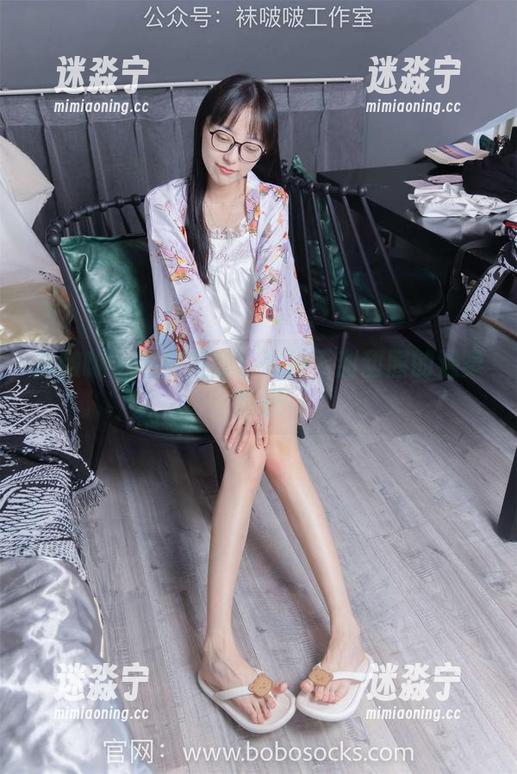 袜啵啵-甜甜圈 袜啵啵 - 私房观察:和服下甜甜圈的温柔叛逆