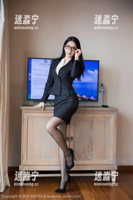 语画界 - cherry绯月樱带来的高清图集，双马尾让我想起了果冻和糖果的香甜。