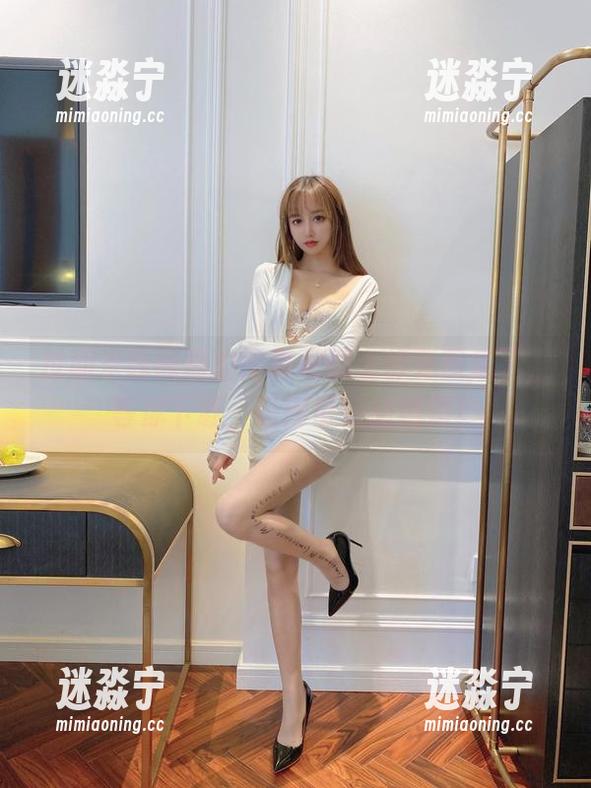 过期米线线喵的比基尼都上传到图库了，等你下载，记得带好防晒霜！