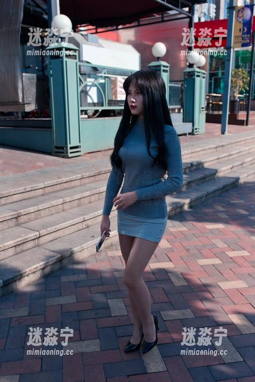 魔镜街拍 - 寒风中的极品肉丝，美到让人心慌慌，婷婷的分享总是那么意外！