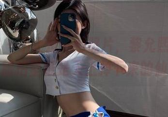 微密圈 – 不止是一组照片，黎允熙baby的旅拍壁纸是天上掉下来的仙女